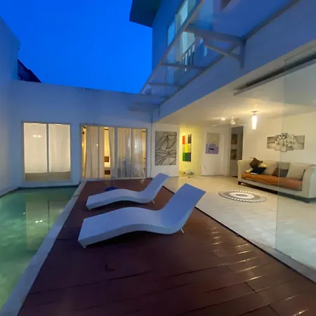 3 Bedroom Chrysanthemum Villa Nusadua
