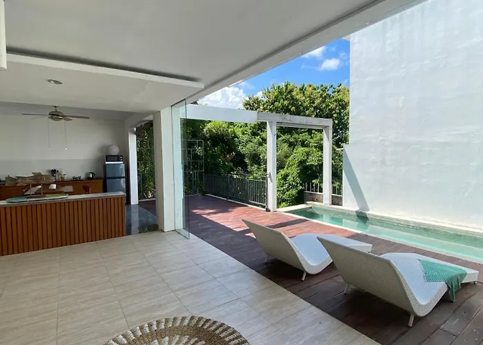 3 Bedroom Chrysanthemum Nusadua