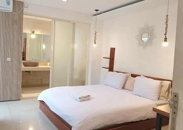 3 Bedroom Chrysanthemum Nusadua Nusa Dua (Bali)