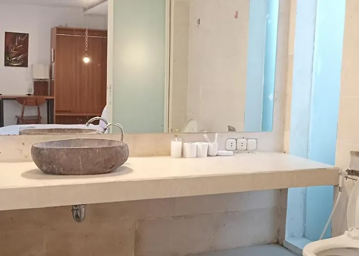 3 Bedroom Chrysanthemum Nusadua * Nusa Dua (Bali)