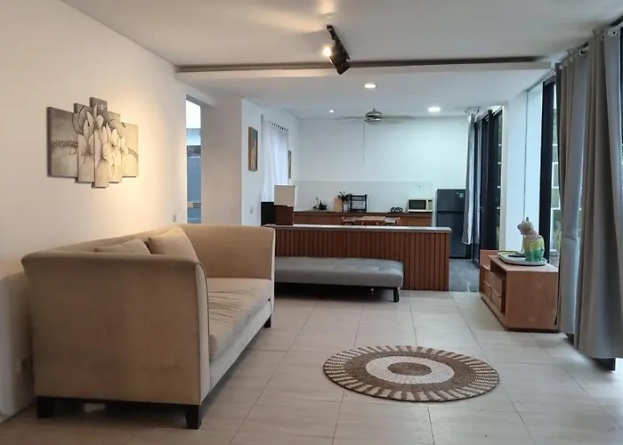 3 Bedroom Chrysanthemum Nusadua * Nusa Dua (Bali)